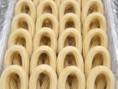 100 Churro loops pre-cooked and frozen